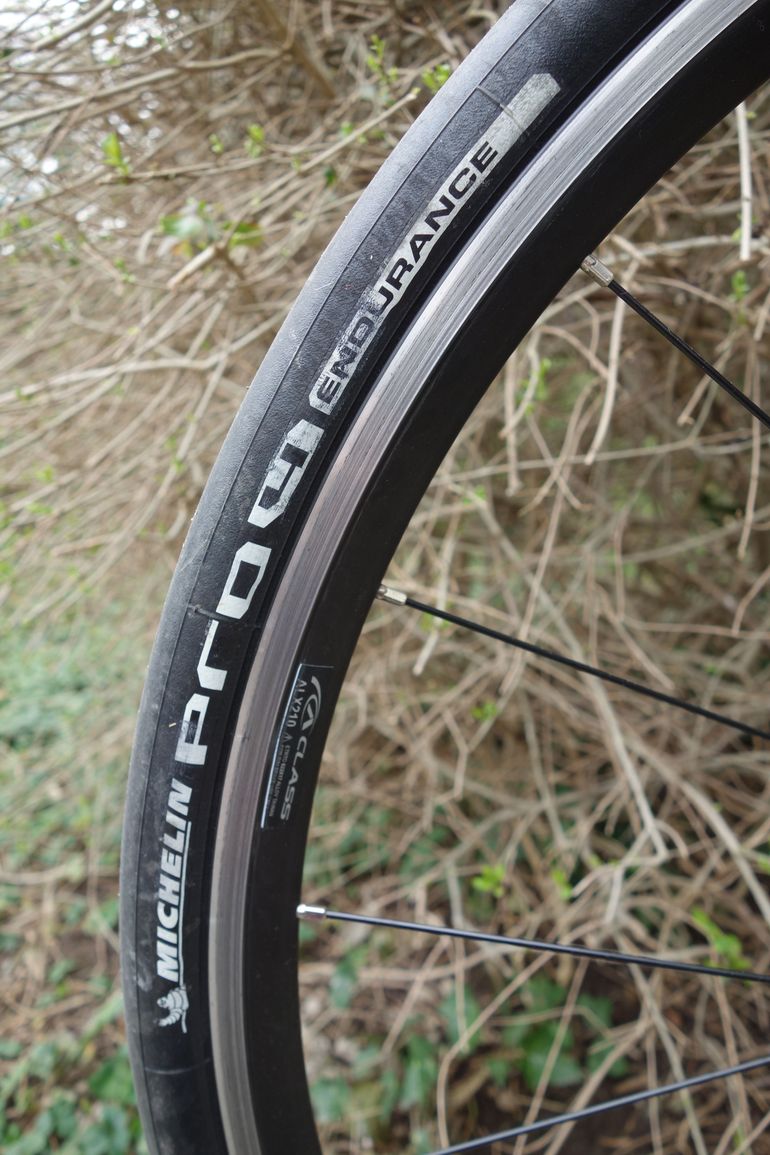 Used BMC Teammachine Shimano 105 2017 Road & Gravel — image 6 of 11