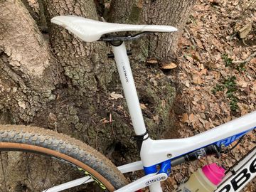 Used Orbea OIZ M-TEAM 2018 2018 Mountainbike, White, 29 — image 10 of 14
