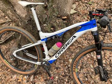 Used Orbea OIZ M-TEAM 2018 2018 Mountainbike, White, 29 — image 12 of 14