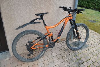 Used Giant Trance 1.5 2019 Mountainbike, Orange — image 3 of 3