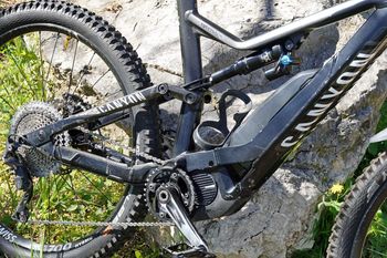 Used Canyon Spectral:ON 2019 Mountainbike, Black — image 5 of 5