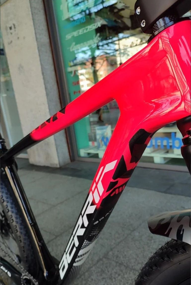Used Berria Bravo. Shimano Deore XT 2021 Mountainbike, Black, 29 — image 5 of 10