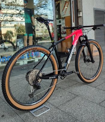 Used Berria Bravo. Shimano Deore XT 2021 Mountainbike, Black, 29 — image 2 of 10