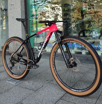 Used Berria Bravo. Shimano Deore XT 2021 Mountainbike, Black, 29 — image 3 of 10
