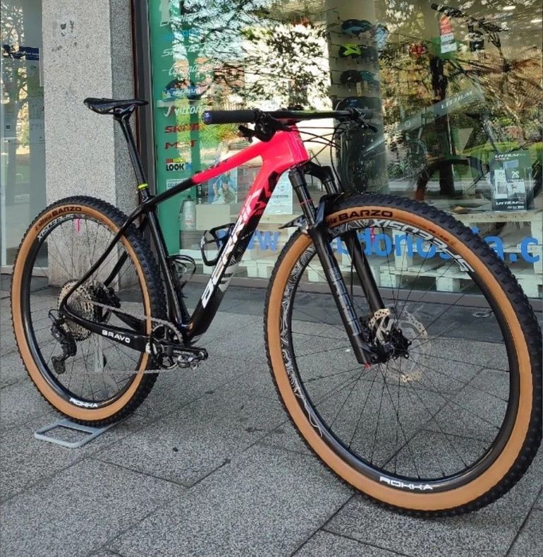 Used Berria Bravo. Shimano Deore XT 2021 Mountainbike, Black, 29 — image 3 of 10