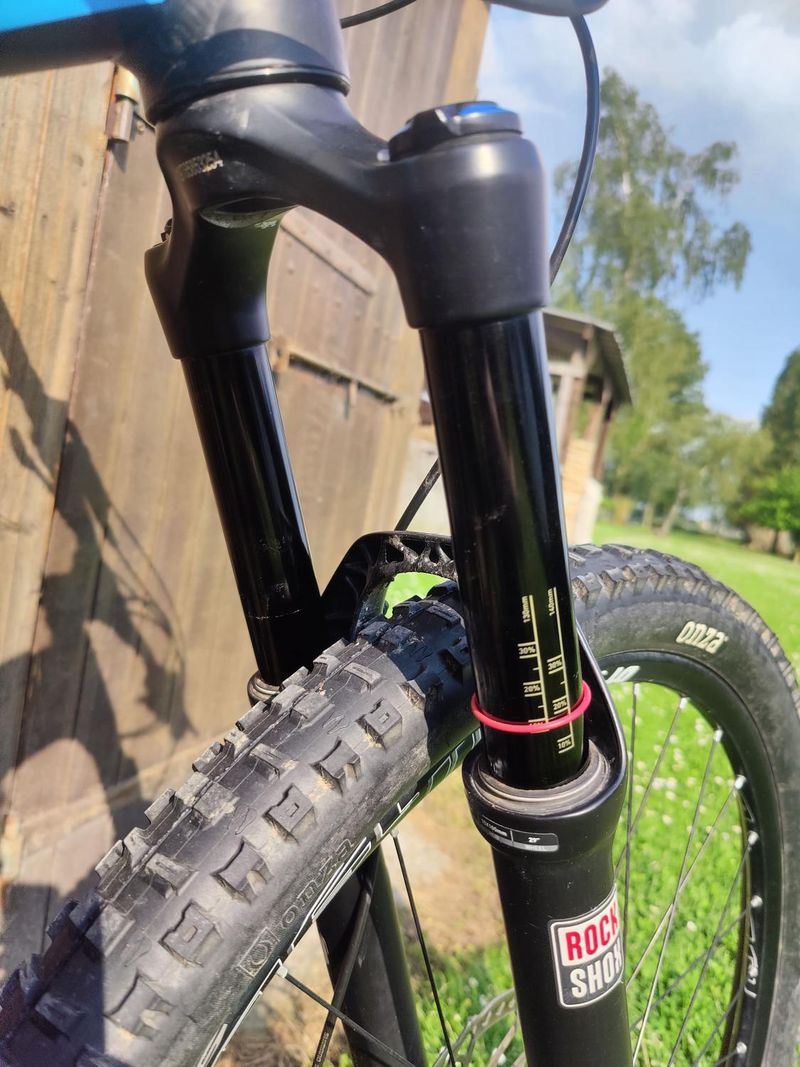 YT Industries Jeffsy 29 AL 2018 2018 Mountainbike usato, Nero — immagine 5 di 11