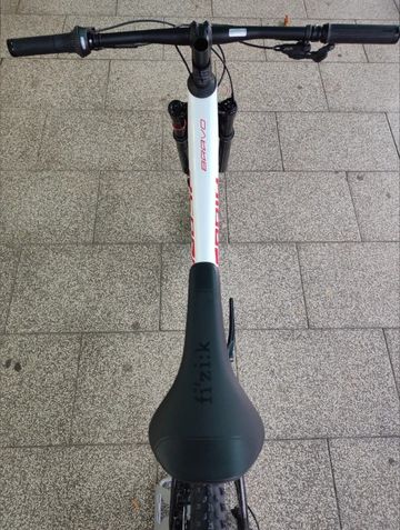 Używany Berria BRAVO PRO XT 2025 2025 Mountainbike — zdjęcie 9 z 11