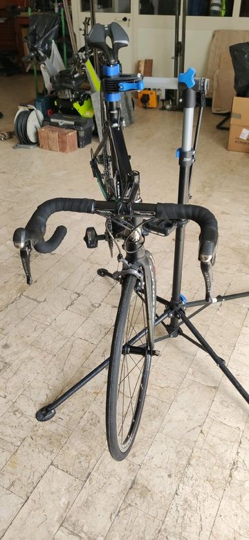 Used Bianchi Intenso Ultegra 2017 2017 Road & Gravel, Black — image 2 of 11