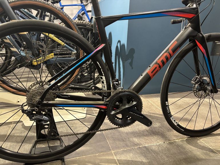 Used BMC Roadmachine 02 TWO 2018 2018 Road & Gravel, Nero — image 2 of 4
