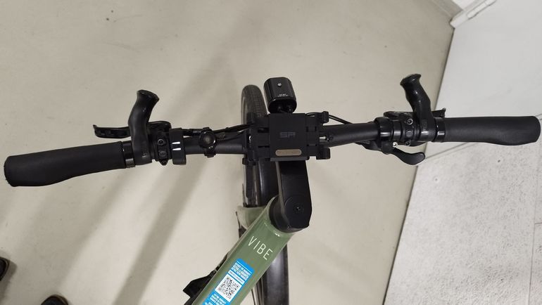 Used Orbea Vibe H30 2022 Road & Gravel, Green — image 7 of 13