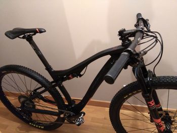 Used Orbea Oiz 2017 Mountainbike, Black, 29 — image 5 of 18