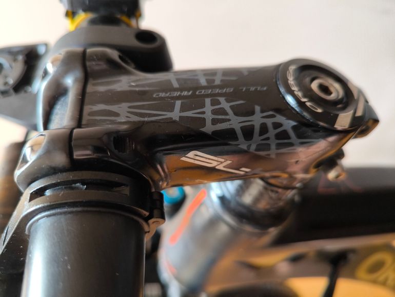 Used Orbea Oiz 2017 Mountainbike, Black, 29 — image 16 of 18