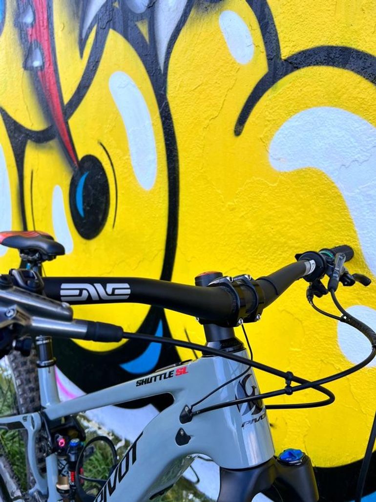 Brugt Pivot Shuttle SL SRAM X01 Eagle AXS 2023 Mountainbike — billede 5 af 8