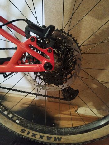 Used Commencal Meta AM HT Ride 2020 Mountainbike, Orange — image 4 of 7
