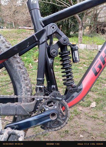 Used Ghost Riot Shimano SLX 2023 Mountainbike, Red — image 2 of 5