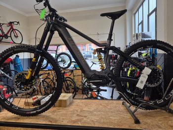 Used Haibike Nduro 8 Freeride 2024 2024 Mountainbike, Light Gray, 29 — image 1 of 4