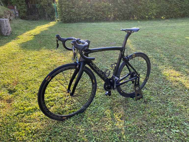 Used Pinarello F8 2019 Road & Gravel, Black — image 3 of 8