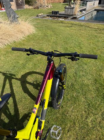 Rocky Mountain Slayer Carbon 90 2018 2018 Mountainbike usato, Arancione — immagine 3 di 9