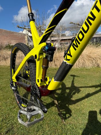 Rocky Mountain Slayer Carbon 90 2018 2018 Mountainbike usato, Arancione — immagine 6 di 9