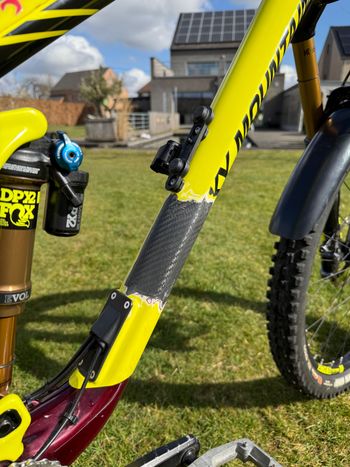 Rocky Mountain Slayer Carbon 90 2018 2018 Mountainbike usato, Arancione — immagine 4 di 9