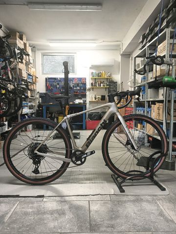 Bianchi Arcadex Comp APEX disc 2024 2024 Road & Gravel usato