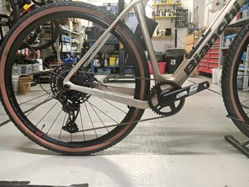 Używany Bianchi Arcadex Comp APEX disc 2024 2024 Road & Gravel — zdjęcie 3 z 5