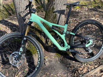 Używany Specialized Stumpjumper SRAM X01 Eagle AXS 2023 Mountainbike — zdjęcie 2 z 3