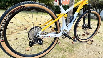 Gebrauchtes Berria Mako 7.1 2021 Mountainbike, Weiß, 29 — Bild 5 von 5