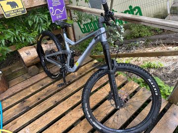 Used Scott Ransom 930 2023 2023 Mountainbike, Light Gray, 29 — image 4 of 9