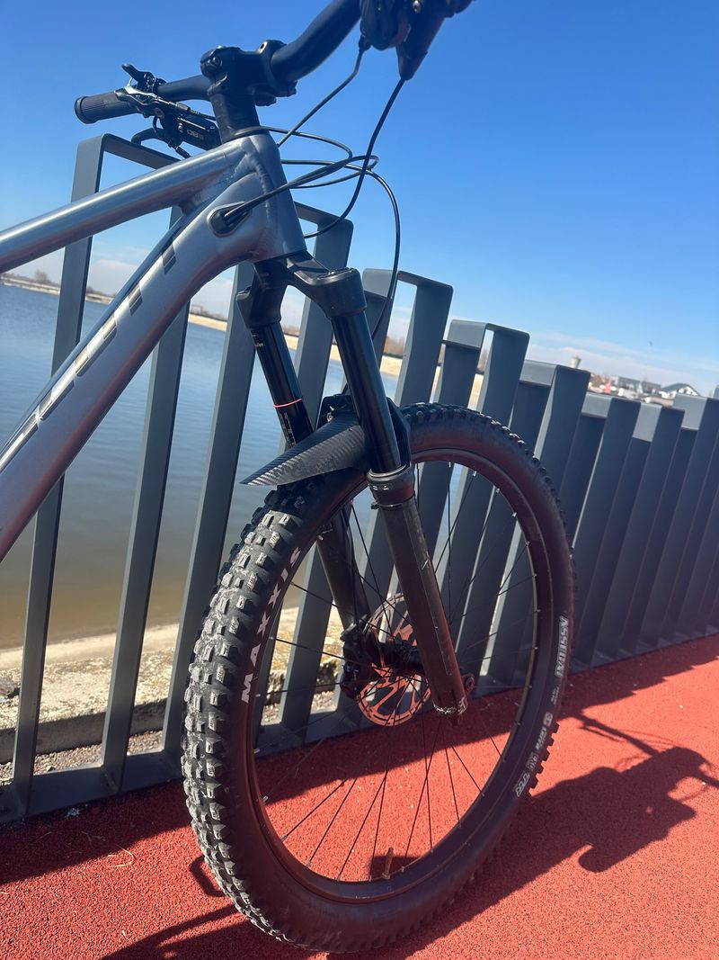 Used Scott Ransom 930 2023 2023 Mountainbike, Light Gray, 29 — image 7 of 9