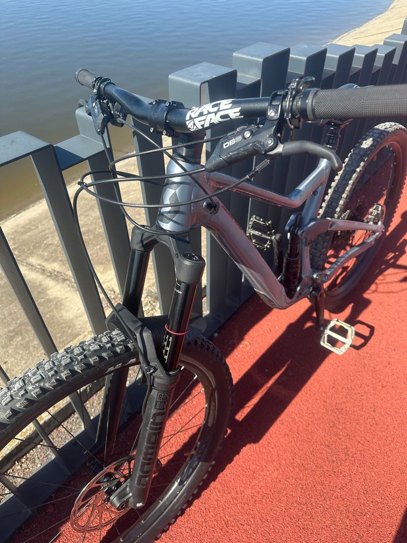 Used Scott Ransom 930 2023 2023 Mountainbike, Light Gray, 29 — image 8 of 9