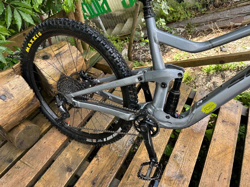 Used Scott Ransom 930 2023 2023 Mountainbike, Light Gray, 29 — image 3 of 9