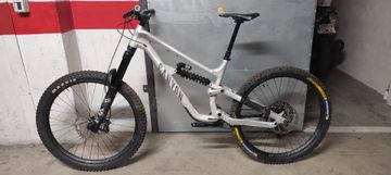 Canyon Torque 6 2022 MTB usato