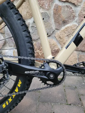 Used Trek Roscoe 6 2020 Mountainbike, Light Gray — image 3 of 11