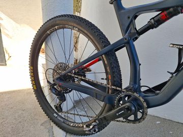 Used Orbea Oiz SRAM X01 Eagle 2020 Mountainbike, Red — image 2 of 6