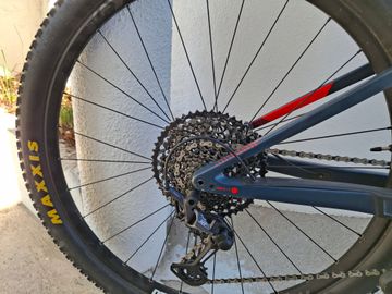 Used Orbea Oiz SRAM X01 Eagle 2020 Mountainbike, Red — image 4 of 6