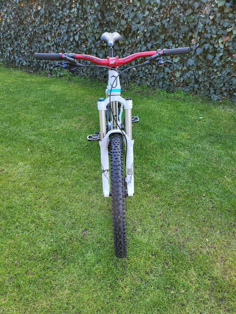 Used Norco Vixa 2011 Mountainbike, White — image 26 of 27