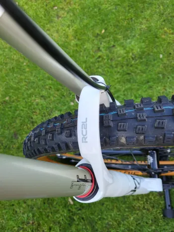 Used Norco Vixa 2011 Mountainbike, White — image 9 of 27