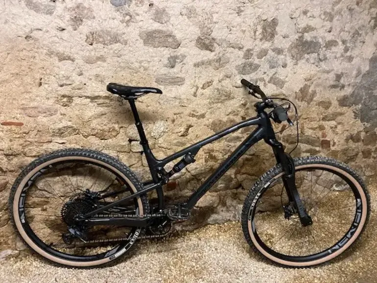 Used Rocky Mountain Element Alloy 10 2022 Mountainbike — image 2 of 3
