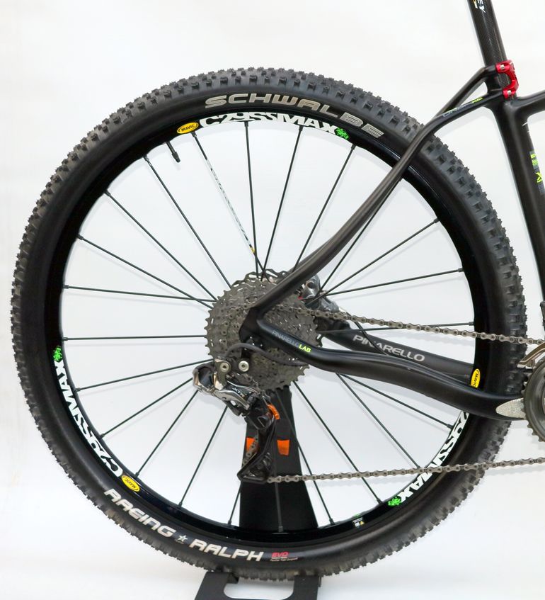 Used Pinarello Dogma XC 9.9 2016 Mountainbike, Light Gray — image 12 of 16
