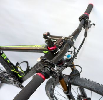 Used Pinarello Dogma XC 9.9 2016 Mountainbike, Light Gray — image 15 of 16