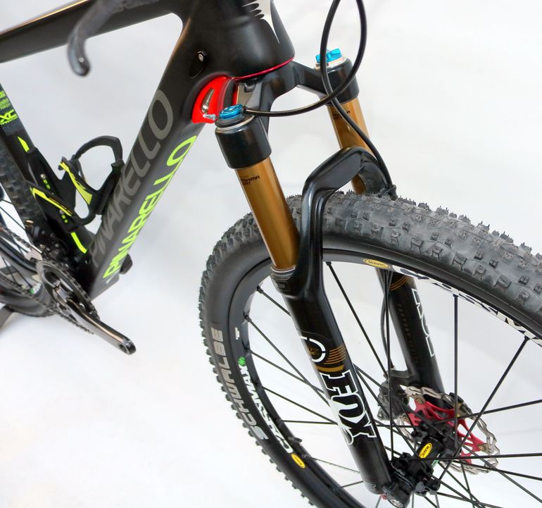 Used Pinarello Dogma XC 9.9 2016 Mountainbike, Light Gray — image 5 of 16