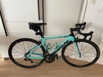 Used Bianchi Aria Shimano Ultegra Di2 2020 Road & Gravel, Blue — image 5 of 7