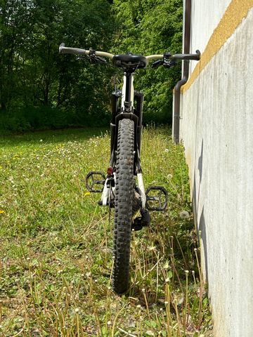 Używany Canyon Neuron CF LTD 2021 2021 Mountainbike — zdjęcie 3 z 6