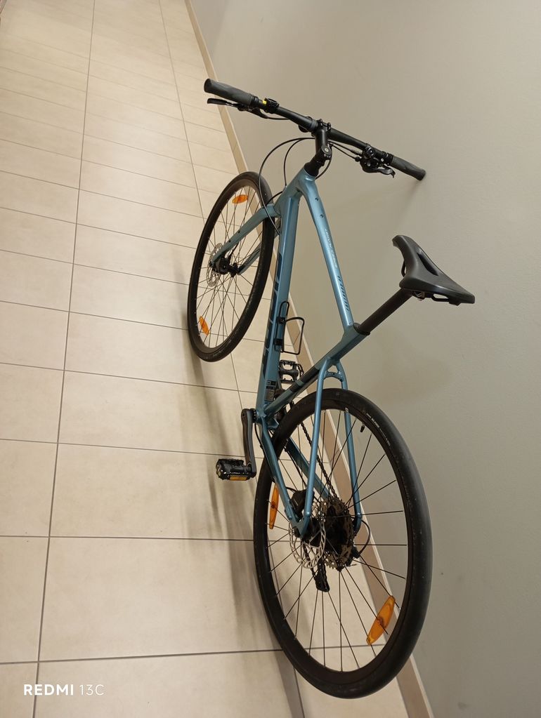 Brugt Giant Fastroad AR 1 / V2 2023 Road & Gravel — billede 6 af 9