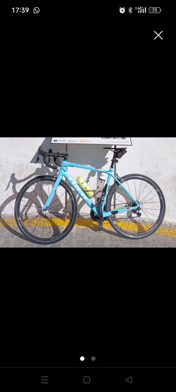 Used Trek Madone 4.7 H2 Compact 2014 2014 Road & Gravel, Blue — image 2 of 10