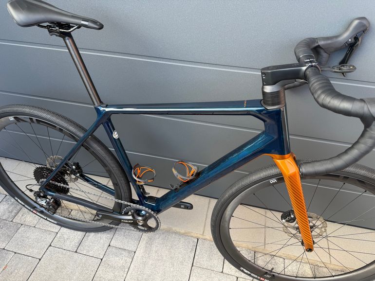 Used Orbea TERRA M30 TEAM 1X 2023 2023 Road & Gravel, Blue — image 7 of 9