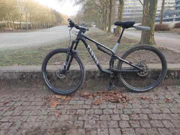 Canyon Neuron 7 2021 2021 MTB usato