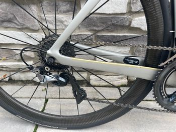 Used Trek Madone 9.5 2017 2017 Road & Gravel, Light Gray — image 4 of 13