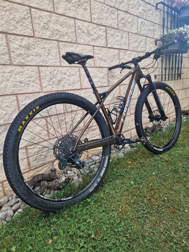 Lapierre Prorace CF 6.9 2023 2023 Mountainbike de segunda mano, Negro — imagen 2 de 14